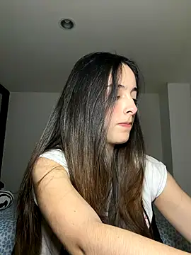 swrennn19 online show from November 2025 03:58:01 PM