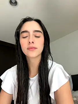 swrennn19 online show from December 2025 04:23:01 PM