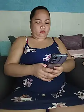 XXLorie 02 online show from July 2026 01:23:01 AM