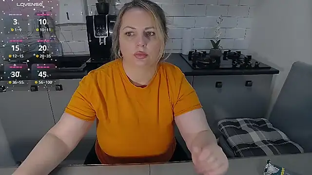 erikaerika online show from February 2026 08:18:01 AM