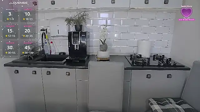 erikaerika online show from February 2026 08:49:01 AM