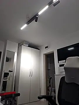 Andrew1900529 online show from January 2026 09:07:02 PM