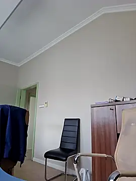 Andrew1900529 online show from February 2026 11:03:01 AM