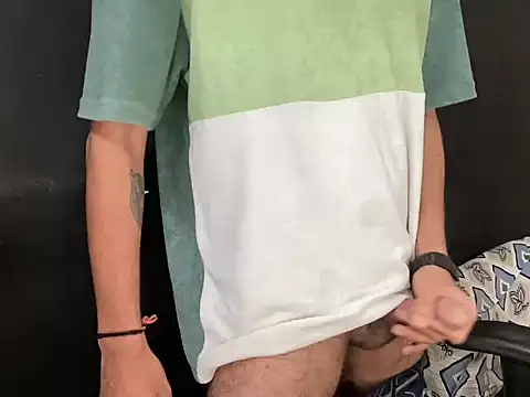 Snapshot of nielbhai88 chatting on March 2026 08:51:02 AM nielbhai88 online show from March 2026 08:51:02 AM