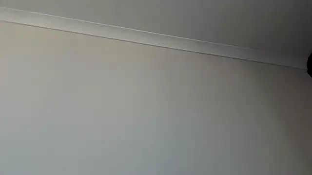 Slutash online show from November 2025 05:28:02 AM