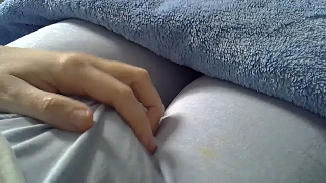 perescam online show from October 2025 03:00:01 PM