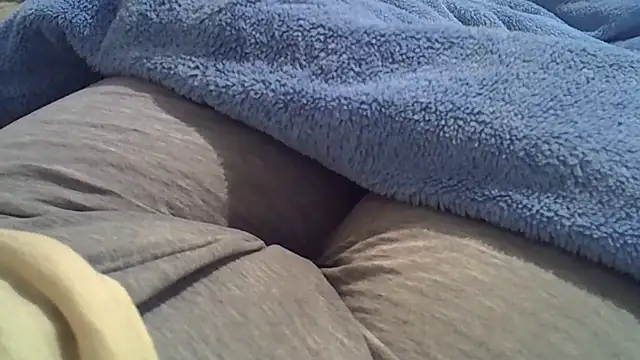 perescam online show from November 2025 02:44:01 AM