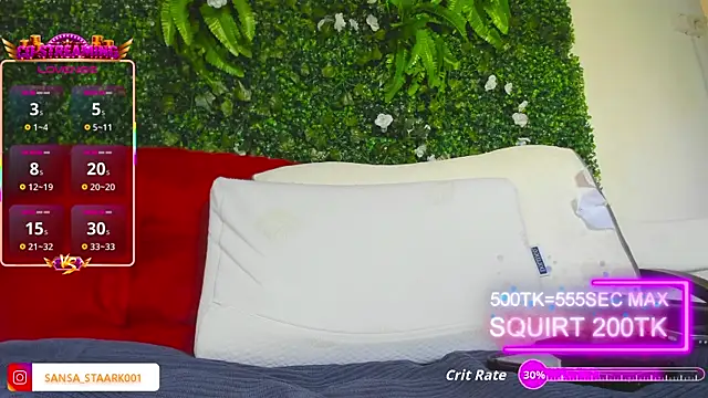 Snapshot of _Carrie_ chatting on June 2026 07:10:01 AM Carrie online show from June 2026 07:10:01 AM
