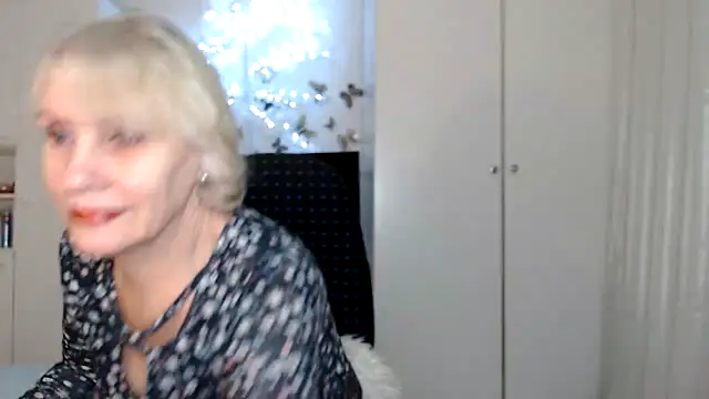 Snapshot of Ghertrude52 chatting on February 2025 04:39:01 AM Ghertrude52 online show from February 2025 04:39:01 AM