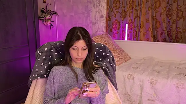 Snapshot of CrazyC chatting on March 2026 05:24:01 AM CrazyC online show from March 2026 05:24:01 AM