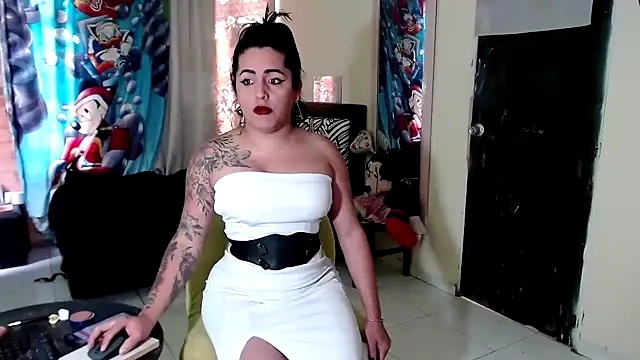 Snapshot of Sashaferrari2000 chatting on October 2025 01:01:02 PM Sashaferrari2000 online show from October 2025 01:01:02 PM