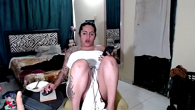 Sashaferrari2000 online show from January 2026 08:47:02 PM