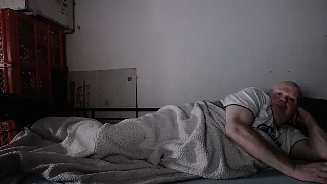 Vandrino online show from December 2024 12:23:02 PM