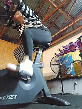 PinkTheHawk online show from October 2025 12:57:01 AM