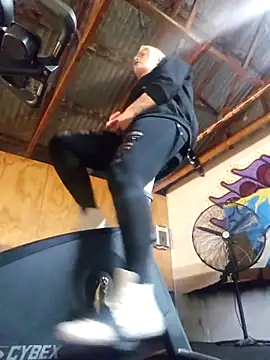 Snapshot of PinkTheHawk chatting on November 2025 09:47:01 PM PinkTheHawk online show from November 2025 09:47:01 PM