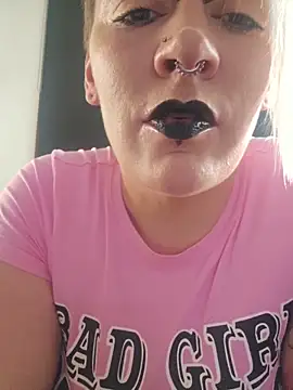 Snapshot of PinkTheHawk chatting on February 2026 03:25:01 AM PinkTheHawk online show from February 2026 03:25:01 AM