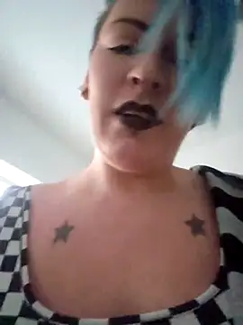 PinkTheHawk online show from May 2026 05:34:02 AM