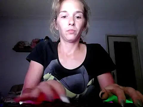 Snapshot of SexxyLety chatting on September 2025 07:46:02 PM SexxyLety online show from September 2025 07:46:02 PM