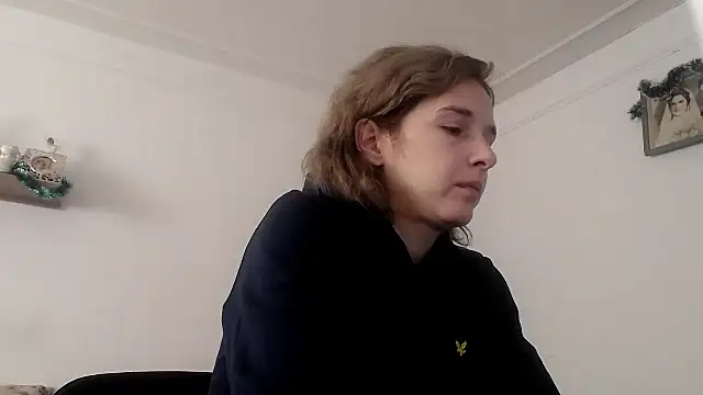 Snapshot of SexxyLety chatting on December 2025 10:32:02 AM SexxyLety online show from December 2025 10:32:02 AM