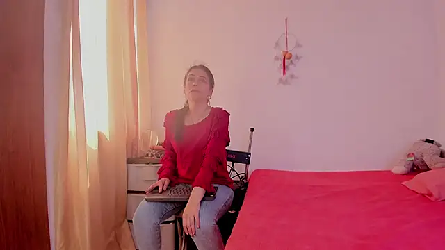 girasol walton online show from February 2025 03:52:01 PM