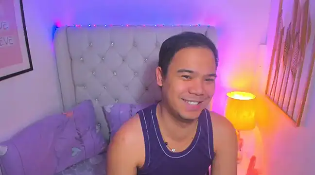 Snapshot of AsianZero chatting on March 2025 05:49:01 PM AsianZero online show from March 2025 05:49:01 PM