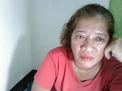 wethornypussy4u online show from February 2025 01:27:01 PM