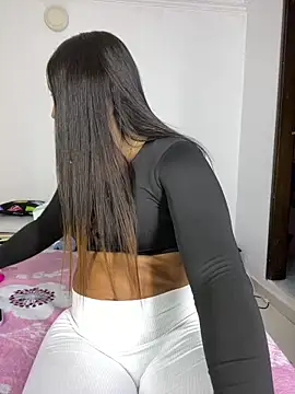sandylau online show from June 2026 08:33:02 PM