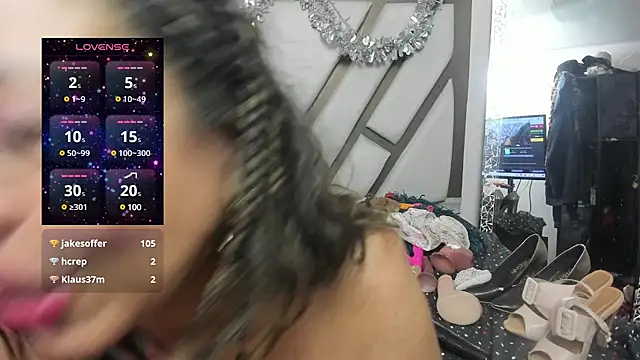 Snapshot of matureluna chatting on March 2025 09:15:01 PM matureluna online show from March 2025 09:15:01 PM
