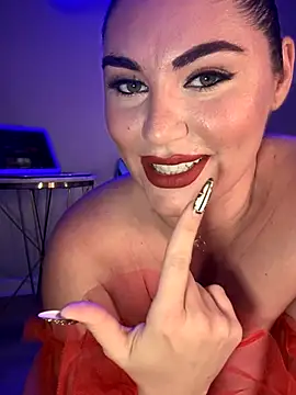 Snapshot of lovely_beast chatting on November 2025 05:46:02 PM lovely beast online show from November 2025 05:46:02 PM