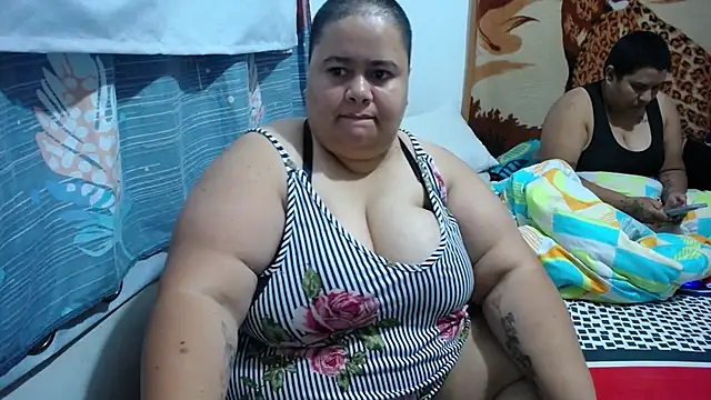 hotlesby4uxxx online show from March 2026 05:12:01 AM