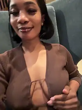   Nessa   online show from November 2025 12:26:01 PM