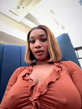   Nessa   online show from November 2025 01:00:01 PM