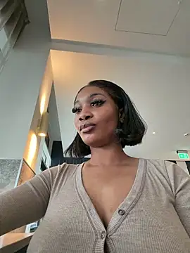 Snapshot of __Nessa__ chatting on February 2026 01:22:02 PM Nessa online show from February 2026 01:22:02 PM