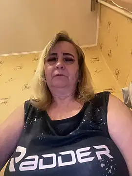 Snapshot of Irina2909@xh chatting on March 2025 09:14:02 PM Irina2909xh online show from March 2025 09:14:02 PM