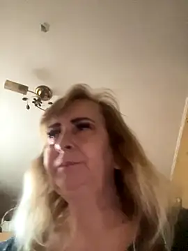 Irina2909xh online show from November 2025 07:22:02 AM