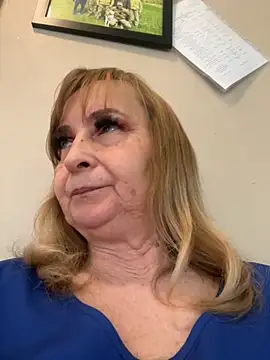 Irina2909xh online show from April 2026 10:25:01 AM