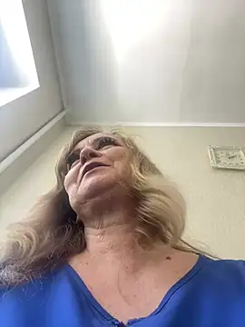 Irina2909xh online show from June 2026 11:08:01 AM