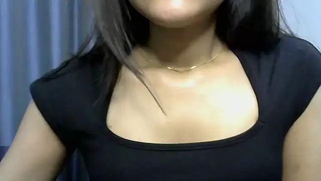 Snapshot of selen_5 chatting on February 2025 07:09:01 PM selen 5 online show from February 2025 07:09:01 PM