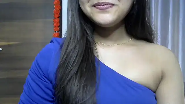 Snapshot of selen_5 chatting on October 2025 06:43:01 PM selen 5 online show from October 2025 06:43:01 PM