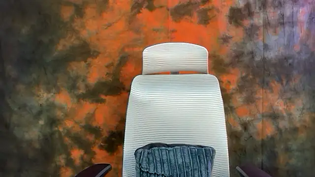 Snapshot of selen_5 chatting on November 2025 06:20:01 PM selen 5 online show from November 2025 06:20:01 PM