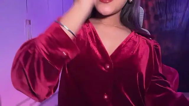 Snapshot of selen_5 chatting on January 2026 06:02:02 PM selen 5 online show from January 2026 06:02:02 PM