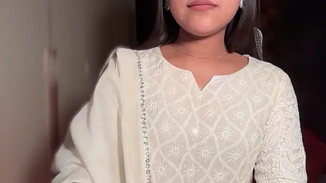 Snapshot of selen_5 chatting on January 2026 06:24:01 PM selen 5 online show from January 2026 06:24:01 PM