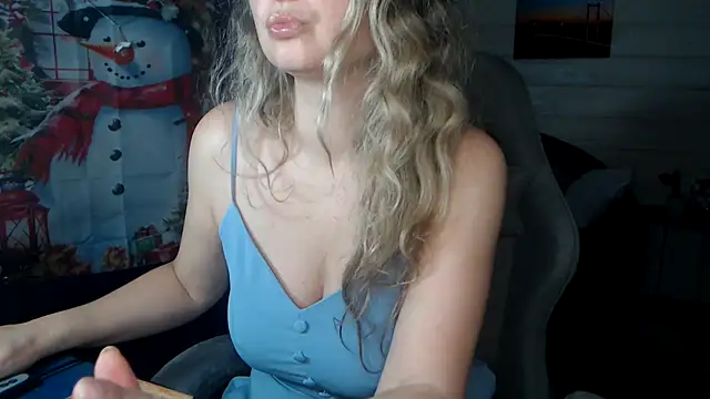 Snapshot of RubiLakros chatting on December 2025 11:30:02 AM RubiLakros online show from December 2025 11:30:02 AM