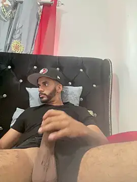 Moodxxx00 online show from February 2026 08:46:02 PM