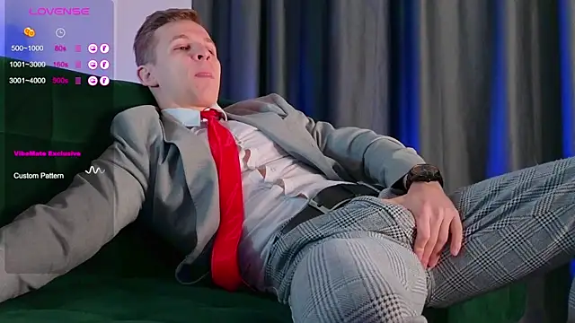 S3Xyes online show from February 2025 01:11:02 AM