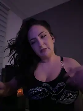 itsCassie online show from February 2025 09:17:02 PM