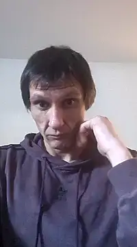 Snapshot of maciej chatting on December 2024 03:35:01 PM maciej online show from December 2024 03:35:01 PM