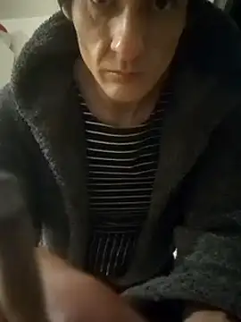 Snapshot of maciej chatting on December 2024 12:02:01 AM maciej online show from December 2024 12:02:01 AM