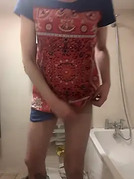 Snapshot of maciej chatting on December 2024 11:36:02 PM maciej online show from December 2024 11:36:02 PM