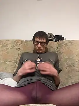 Snapshot of maciej chatting on December 2024 04:31:02 AM maciej online show from December 2024 04:31:02 AM